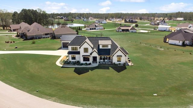 9103 Red Barn Way, Alexander, AR 72002