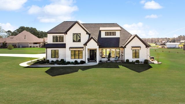9103 Red Barn Way, Alexander, AR 72002