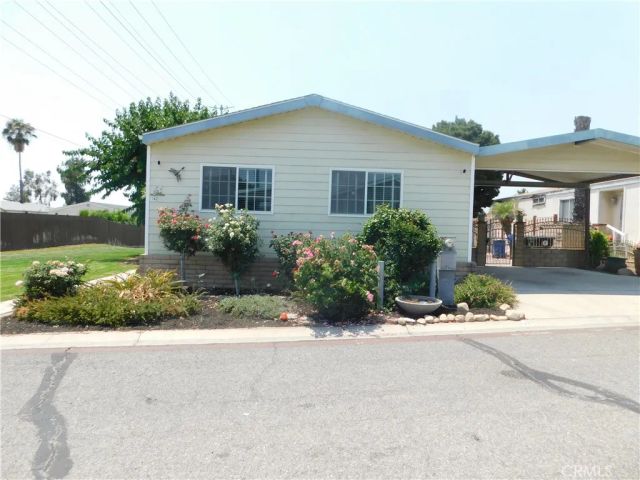 7717 Church 142, Highland, CA 92346