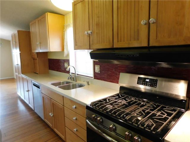 7717 Church 142, Highland, CA 92346