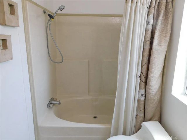 7717 Church 142, Highland, CA 92346