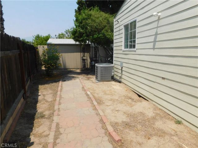 7717 Church 142, Highland, CA 92346
