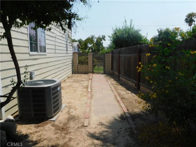 7717 Church 142, Highland, CA 92346