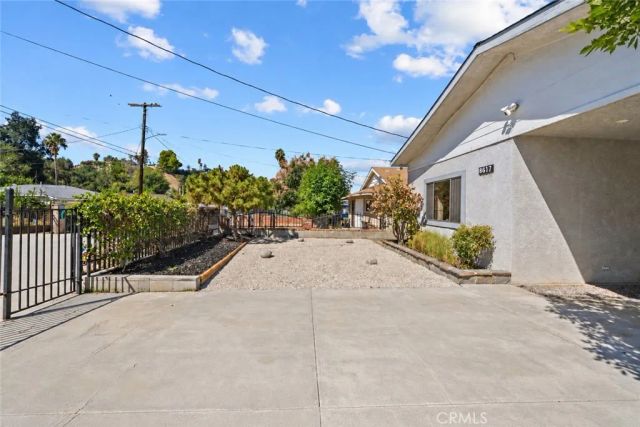 8617 Forsythe Street, Sunland, CA 91040