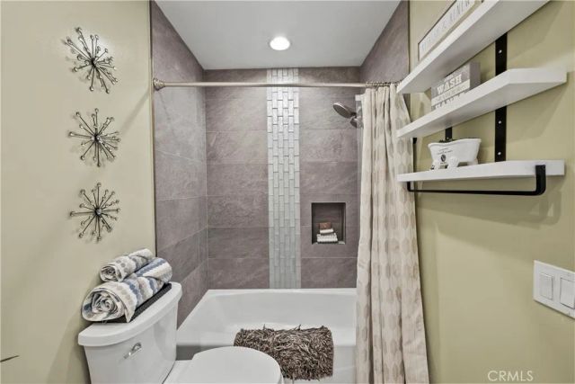8617 Forsythe Street, Sunland, CA 91040