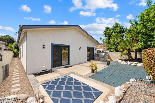 8617 Forsythe Street, Sunland, CA 91040