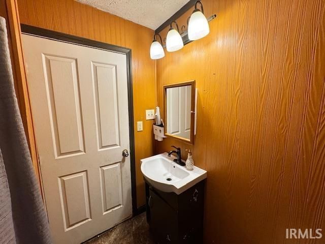 21 S Main Street, Rosedale, IN 47874