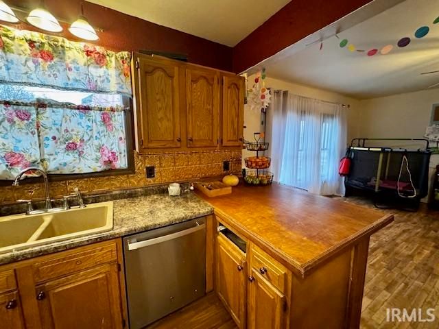 21 S Main Street, Rosedale, IN 47874