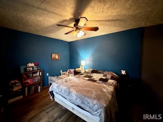 21 S Main Street, Rosedale, IN 47874