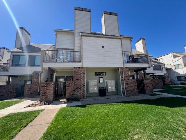 3125 Sondra Drive 301, Fort Worth, TX 76107