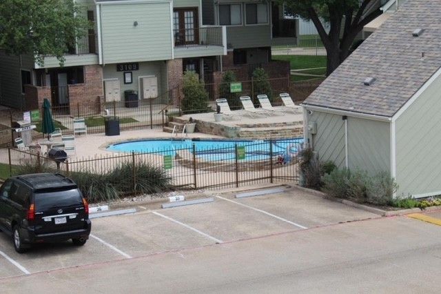 3125 Sondra Drive 301, Fort Worth, TX 76107