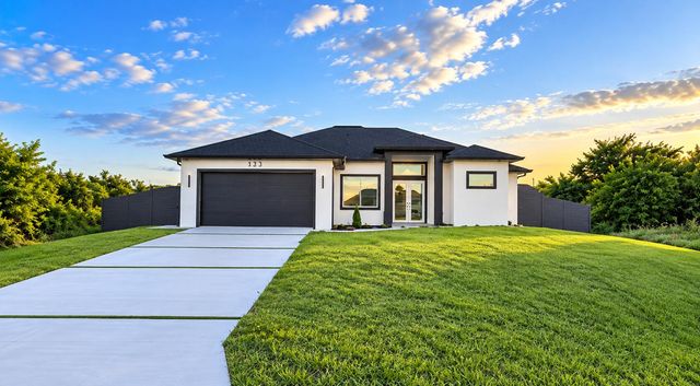 363 PINAFORE Avenue, Lehigh Acres, FL 33974