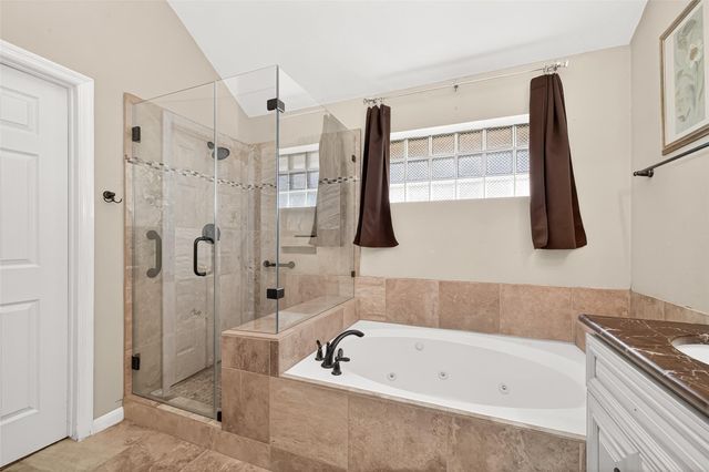 18 Mulberry Glen Place, Spring, TX 77382