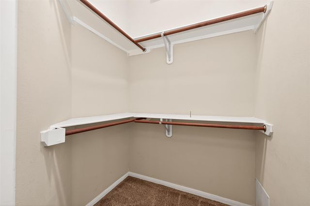 18 Mulberry Glen Place, Spring, TX 77382