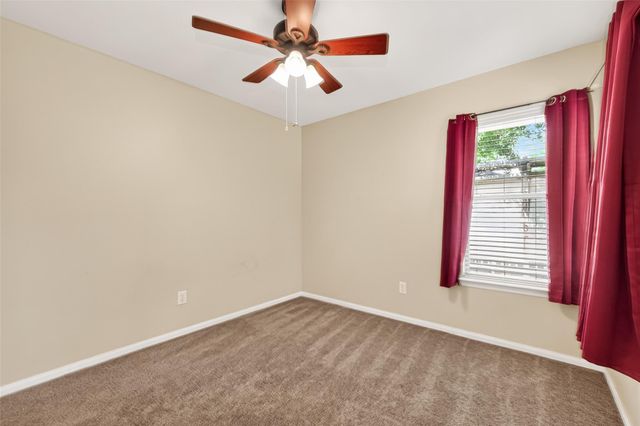 18 Mulberry Glen Place, Spring, TX 77382