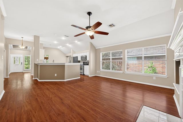 18 Mulberry Glen Place, Spring, TX 77382