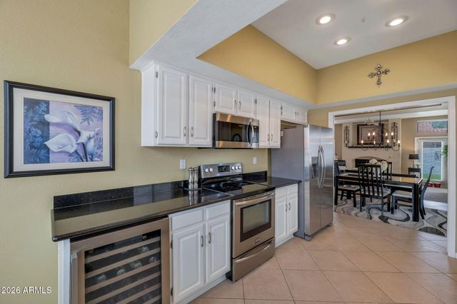 9765 N 80TH Place, Scottsdale, AZ 85258