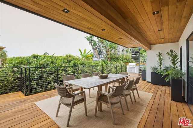 3211 Padaro Lane, Carpinteria, CA 93013