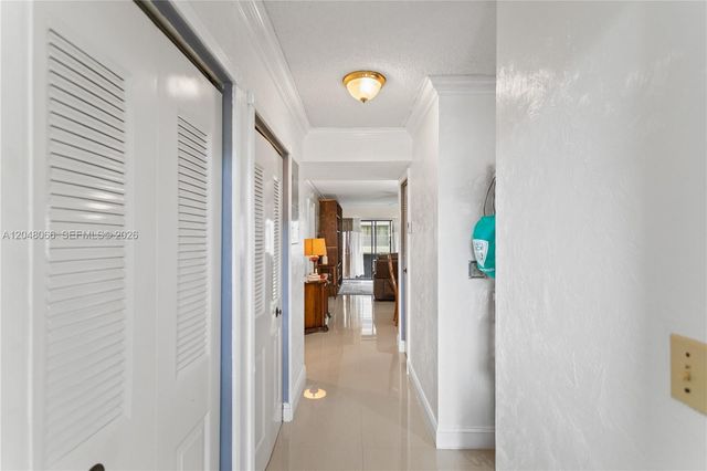 204 E Laurel Drive 1204, Margate, FL 33063