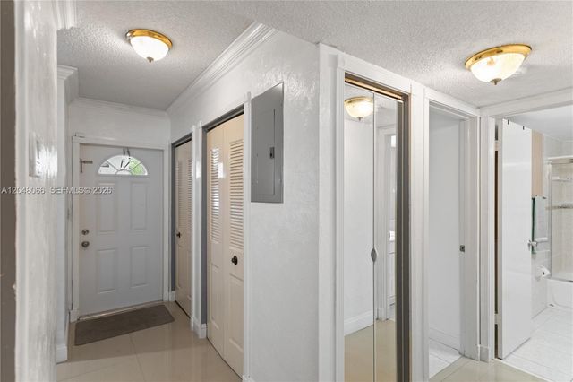 204 E Laurel Drive 1204, Margate, FL 33063