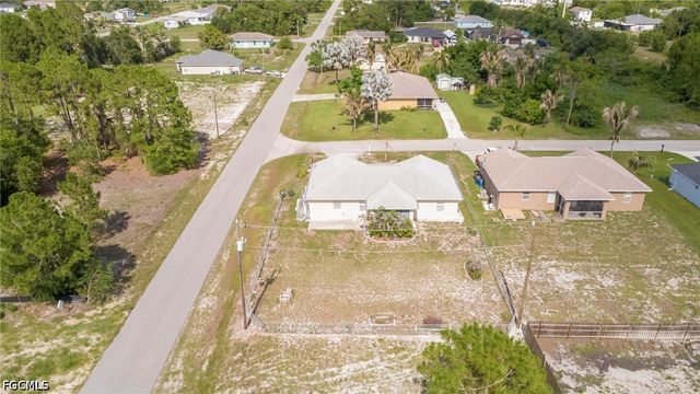 105 Eric AVE N, Lehigh Acres, FL 33971