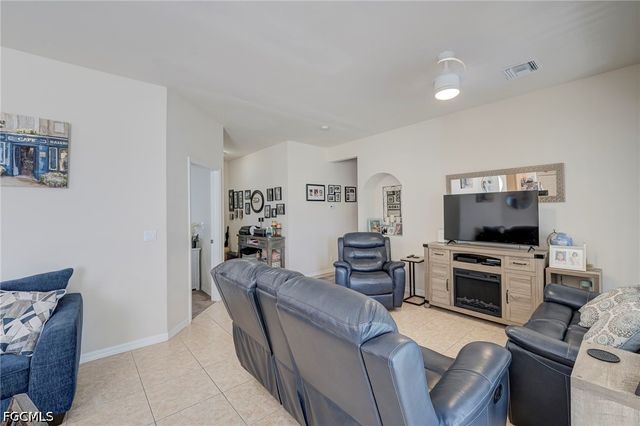 105 Eric AVE N, Lehigh Acres, FL 33971