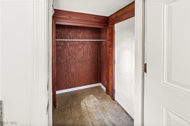 1593 Woodhurst, Mayfield Heights, OH 44124