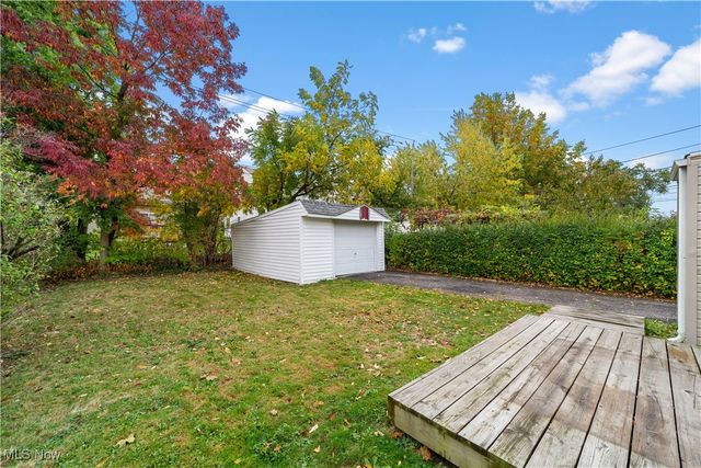 1593 Woodhurst, Mayfield Heights, OH 44124