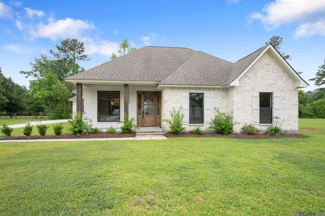 7258 Riverbank Dr, Denham Springs, LA 70706