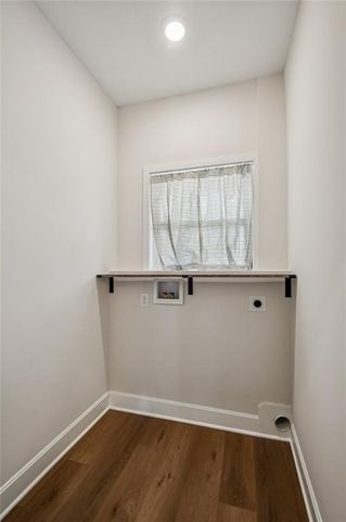 319 E Meadow Street, Smithville, MO 64089