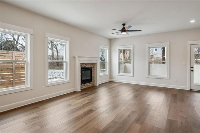 319 E Meadow Street, Smithville, MO 64089