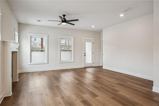 319 E Meadow Street, Smithville, MO 64089