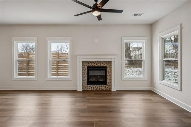 319 E Meadow Street, Smithville, MO 64089