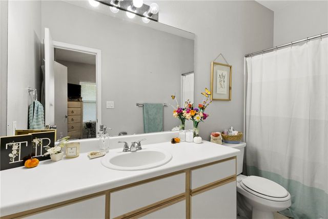 1253 Canyon Creek Circle, College Station, TX 77840