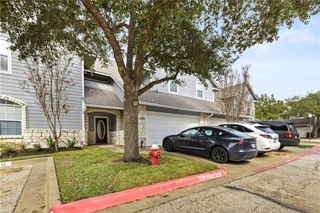 1253 Canyon Creek Circle, College Station, TX 77840