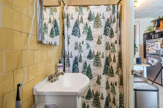 656 Henry Street, Brooklyn, NY 11231