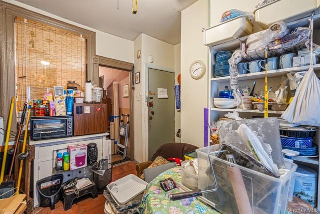 656 Henry Street, Brooklyn, NY 11231