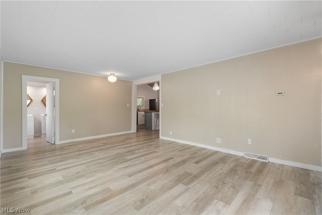 3771 S Turkeyfoot Road, New Franklin, OH 44319