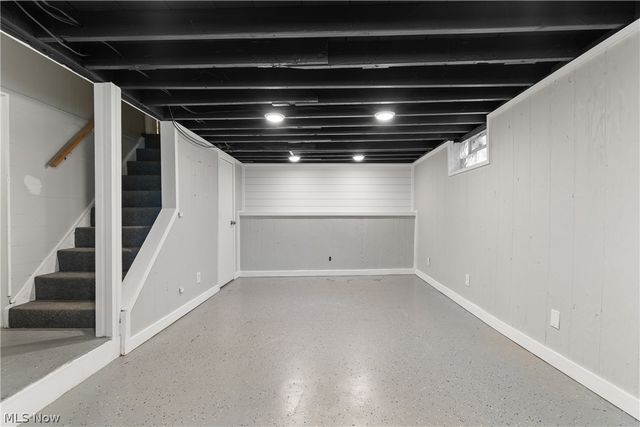 3771 S Turkeyfoot Road, New Franklin, OH 44319