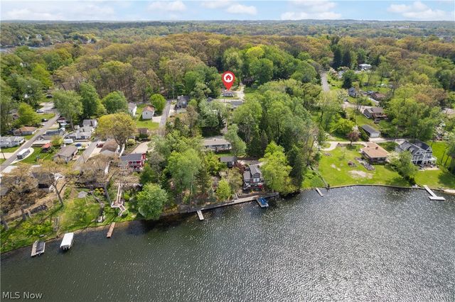 3771 S Turkeyfoot Road, New Franklin, OH 44319