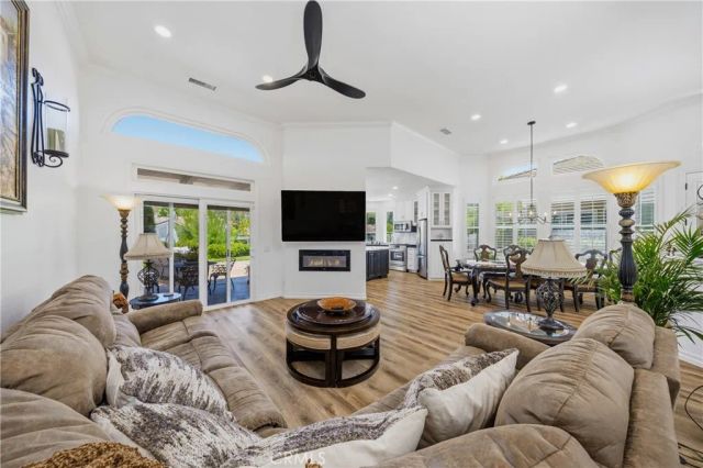 38648 Bears Paw Dr., Murrieta, CA 92562