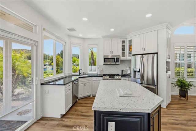 38648 Bears Paw Dr., Murrieta, CA 92562