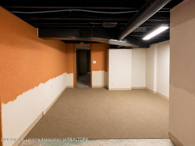 922 E Michigan Avenue, East Lansing, MI 48823