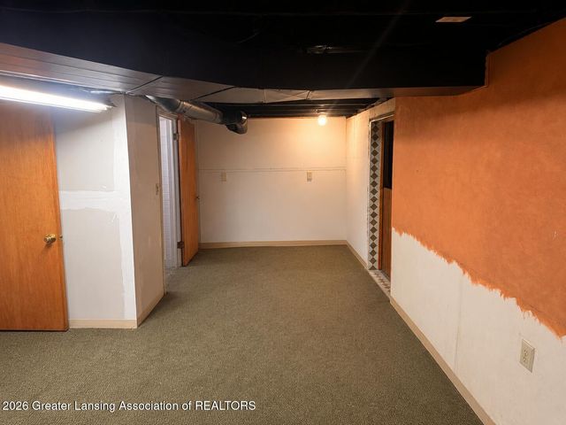 922 E Michigan Avenue, East Lansing, MI 48823