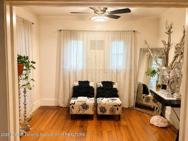 922 E Michigan Avenue, East Lansing, MI 48823