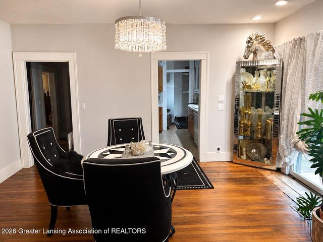 922 E Michigan Avenue, East Lansing, MI 48823