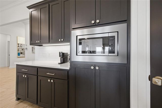 18437 Austin Place, Edmond, OK 73012