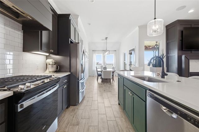 18437 Austin Place, Edmond, OK 73012