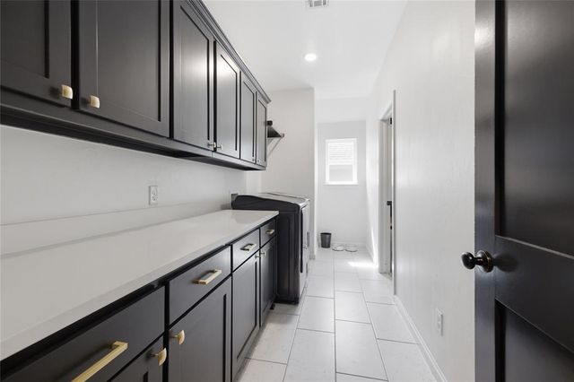 18437 Austin Place, Edmond, OK 73012