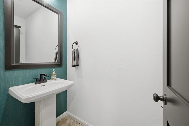 18437 Austin Place, Edmond, OK 73012